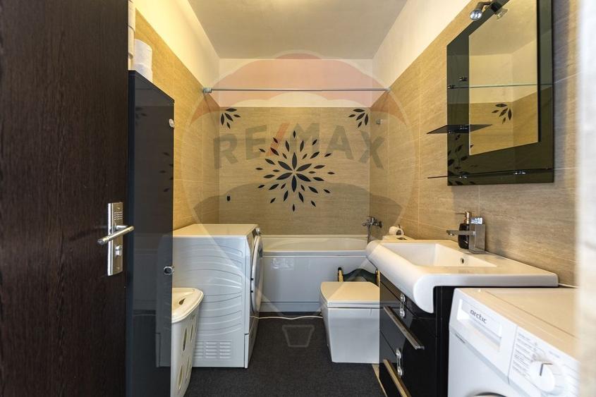 Apartament cu 3 camere decomandat, mobilat în Sânpetru