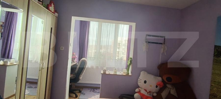 Apartament cu 3 camere decomandat, mobilat în Luduș