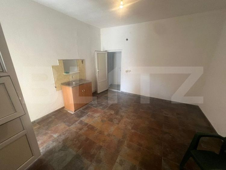 Spațiu comercial, de 73 mp, în Traian
