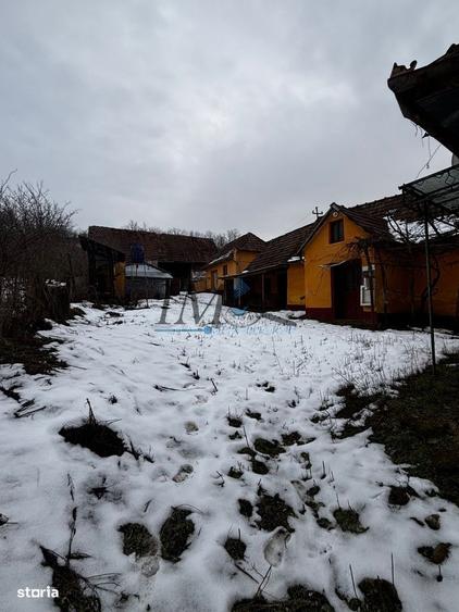 Casă cu 4 camere cu Teren 2780 Mp în Ohaba