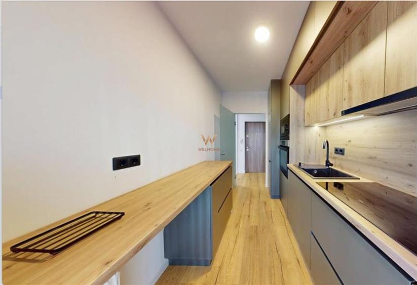 Apartament cu 3 camere decomandat în Lazaret
