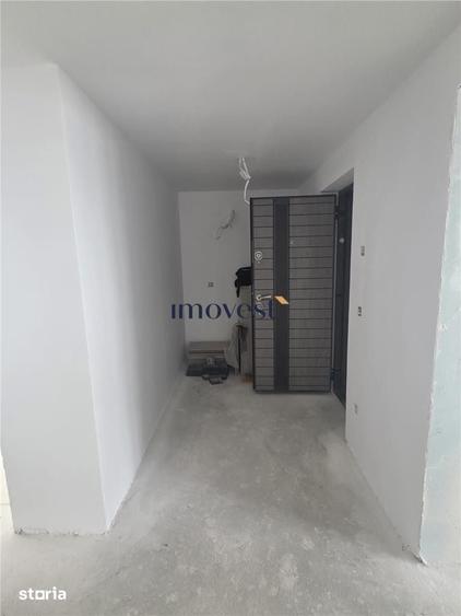 Apartament cu 3 camere decomandat în Titulescu
