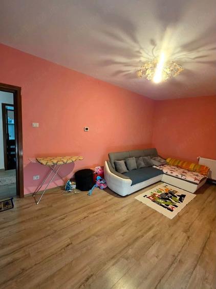 De vanzare apartament cu 3 camere si 2 balcoane, 89mp, mobilat, zona Restaurantului Bradu - 11