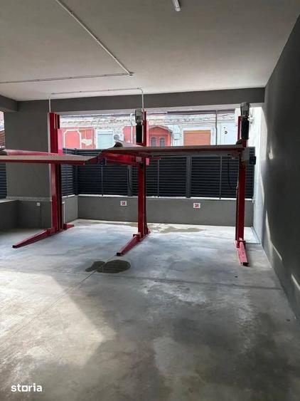 Apartament cu 3 camere decomandat în Centrul Civic
