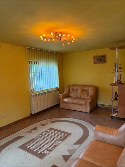 Casă cu 4 camere cu Teren 294 Mp în Exterior Vest