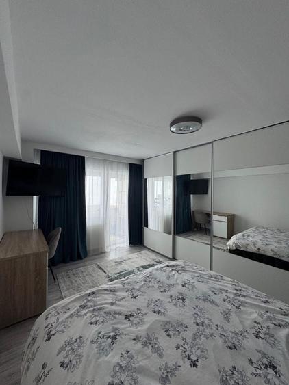 Apartament cu 2 camere decomandat în Sărari