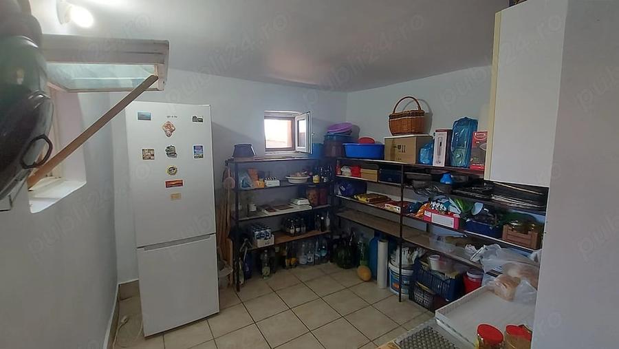 Casă cu 3 camere cu Teren 2400 Mp în Tinca