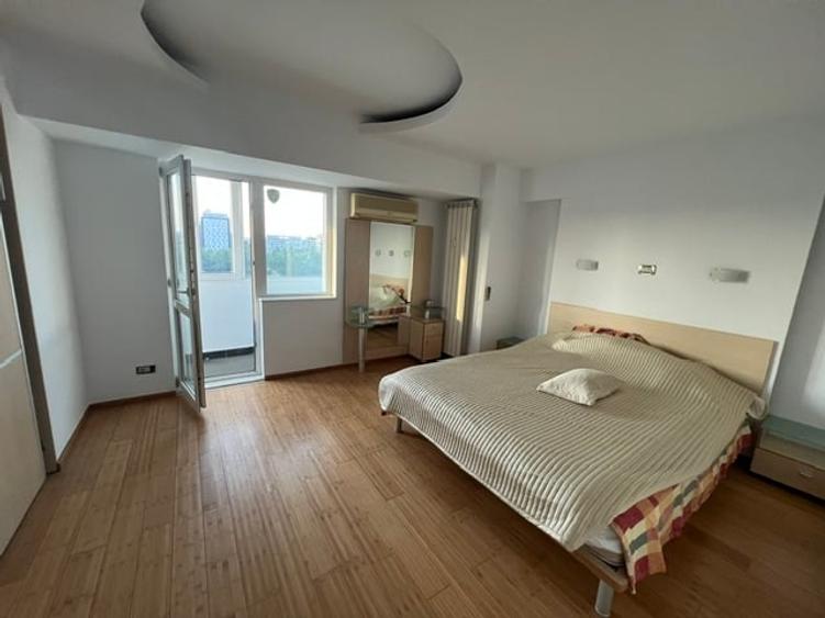 Apartament cu 4 camere decomandat în Unirii