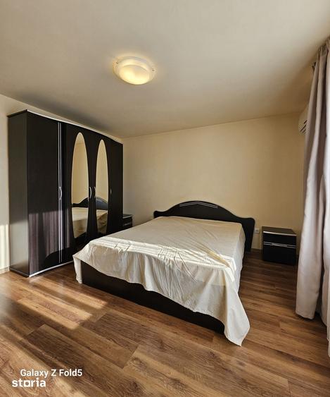 Casă cu 4 camere cu Teren 490 Mp în Central