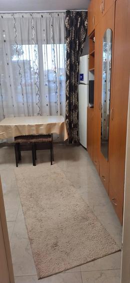 Garsonieră decomandată în Exterior Vest