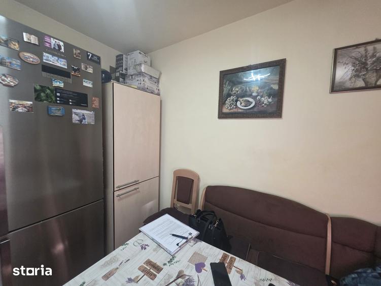 Vand 2 camere zona Astra cu vedere spre Tampa si aer conditionat - 12