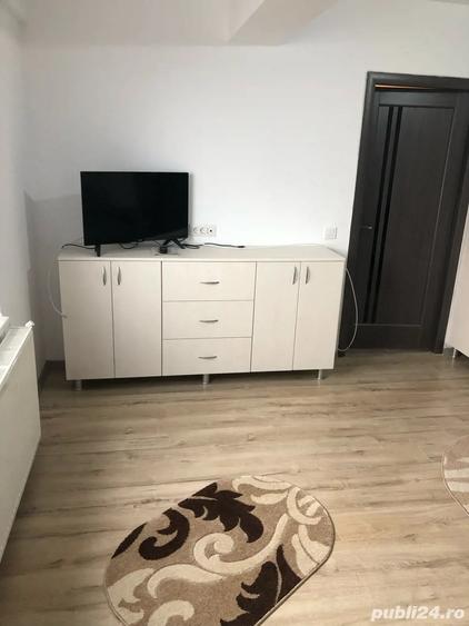 Garsonieră decomandată în Valea Adâncă