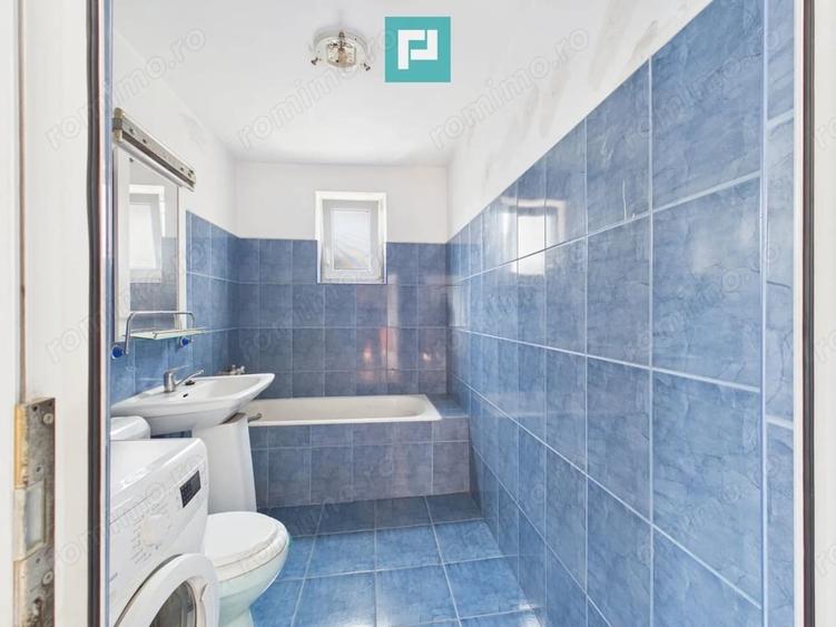 Casă cu 5 camere cu Teren 1400 Mp în Dâmbovița