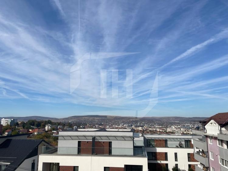 Apartament cu 2 camere semidecomandat, mobilat în Bună Ziua
