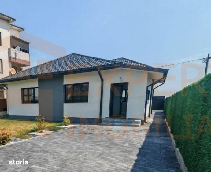 Casă cu 4 camere în Cumpăna