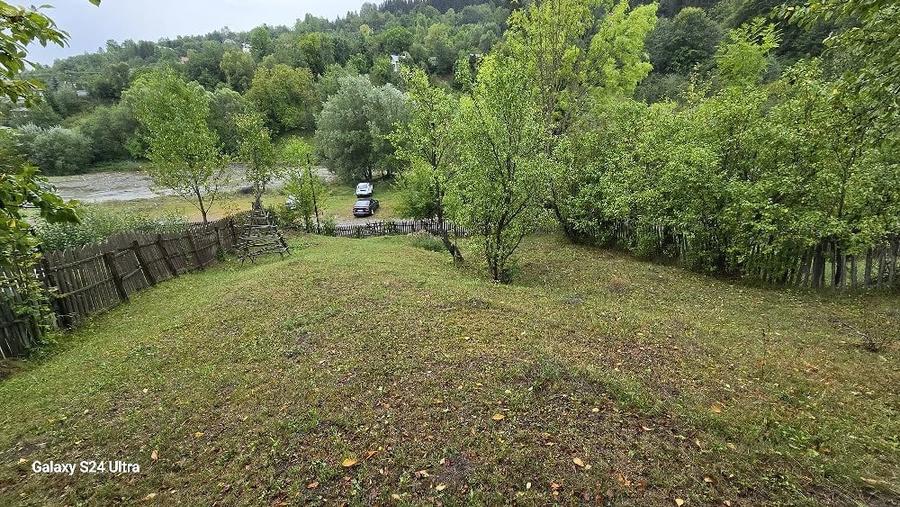 Teren de 1481 mp, în Valea Doftanei