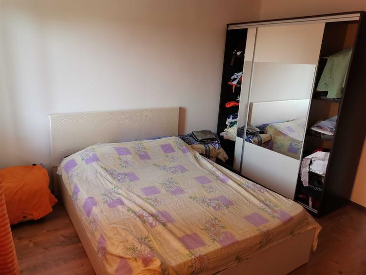 Apartament cu 3 camere decomandat în Șimian