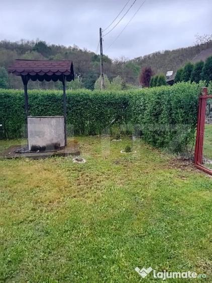 Casă cu 3 camere cu Teren 740 Mp în Central