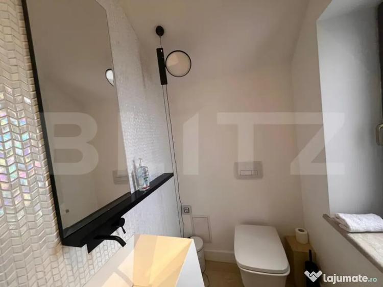 Casă cu 5 camere cu Teren 1300 Mp în Central