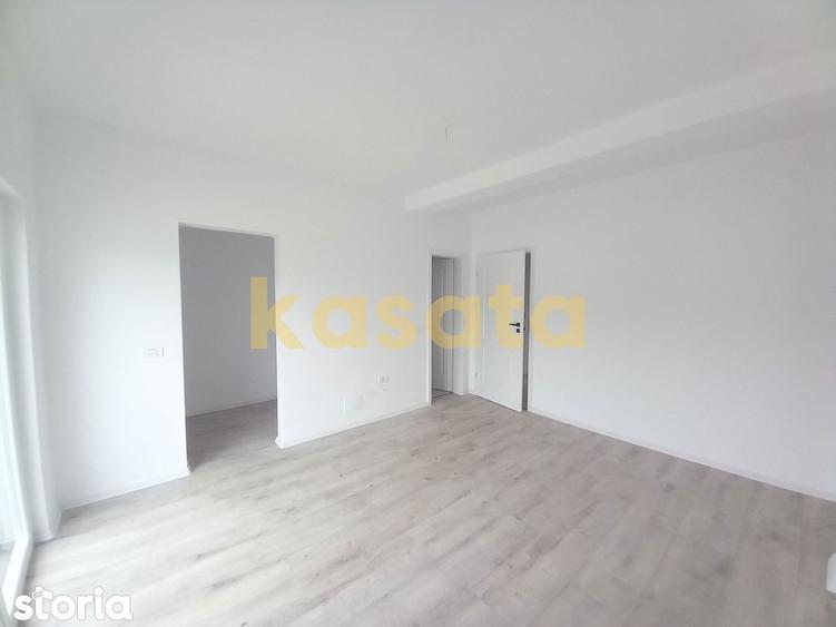Casă cu 3 camere cu Canalizare în Central