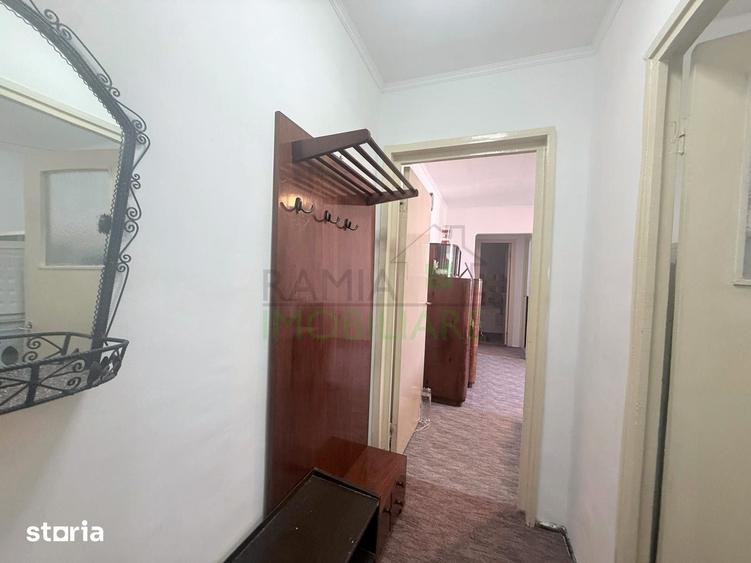 Apartament 2 camere Tractorul mobilat utilat disponibil imediat - 10