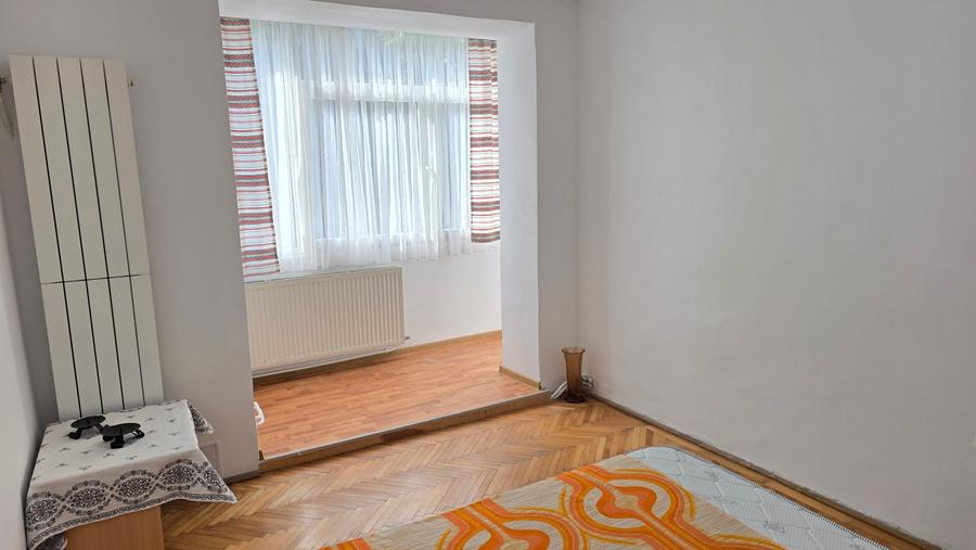 Inchiriez apartament de 3 camere  Deva, Imp.Traian, etaj 2, PRIMA INCHIRIERE - 9