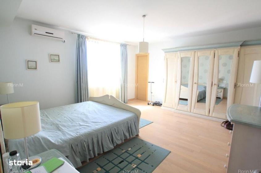 Casă cu 4 camere în Odăile