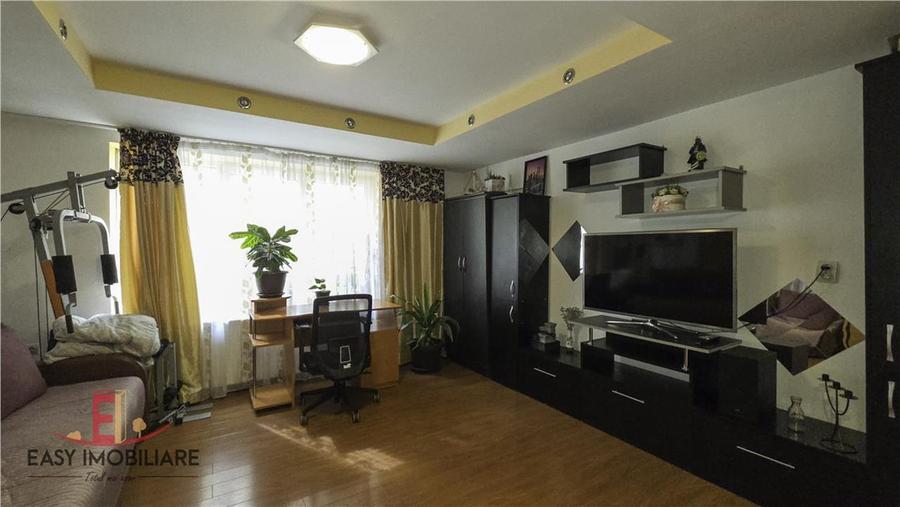 Garsonieră decomandată în Semicentral