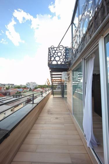 Apartament cu 4 camere în Herăstrău