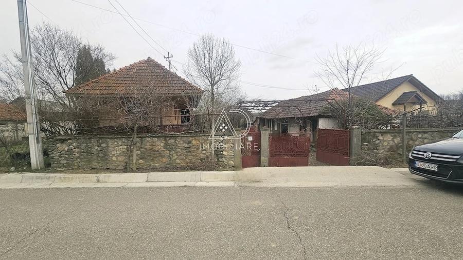 Casă cu 3 camere cu Teren 3019 Mp în Rasovița