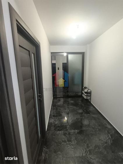 Apartament cu 3 camere în Traian