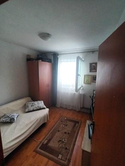 Apartament cu 2 camere semidecomandat în Nord