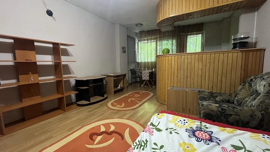 Garsonieră decomandată în Drumul Taberei