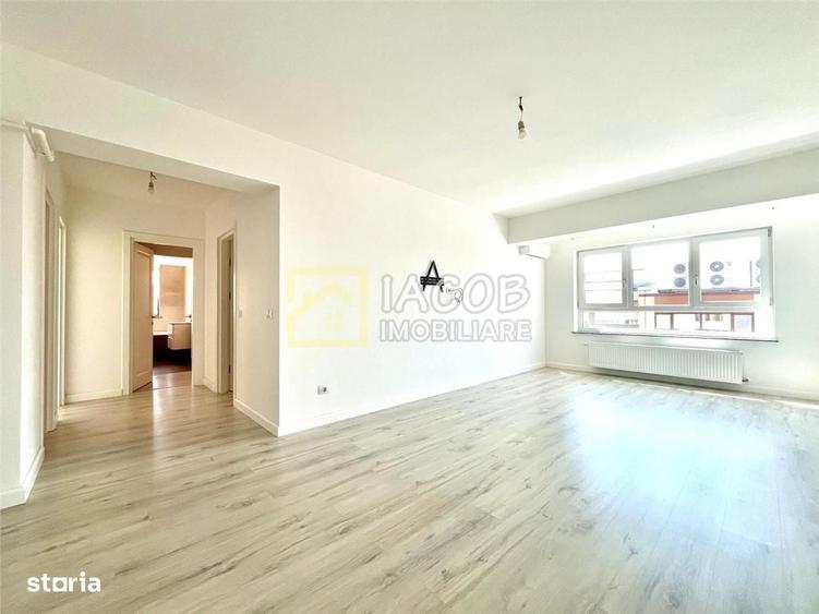 Apartament cu 3 camere decomandat în Ștefan cel Mare