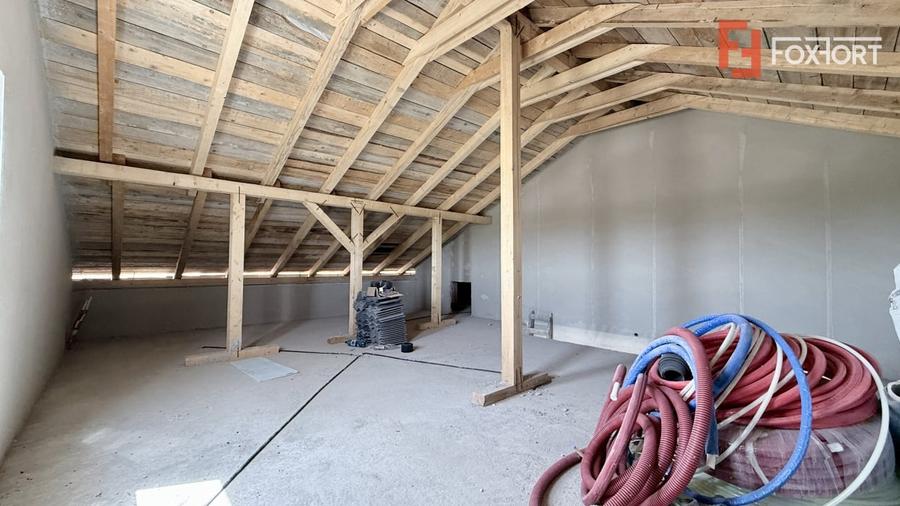 Duplex cu 3 camere cu Teren 334 Mp în Moșnița Nouă