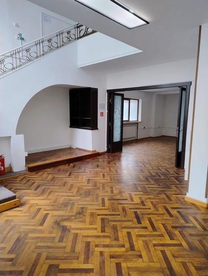 Apartament cu 2 camere semidecomandat în Ultracentral