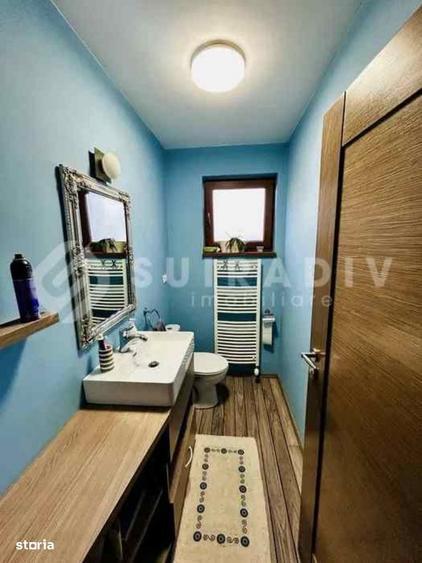 Casă cu 4 camere în Central