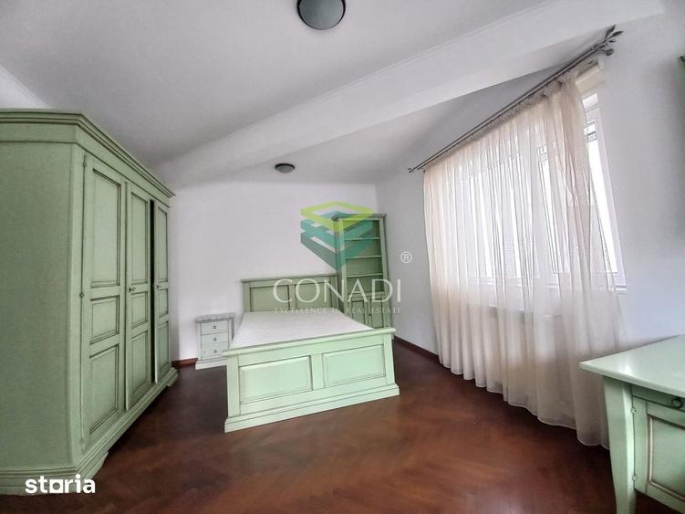 Casă cu 5 camere cu Canalizare în Herăstrău