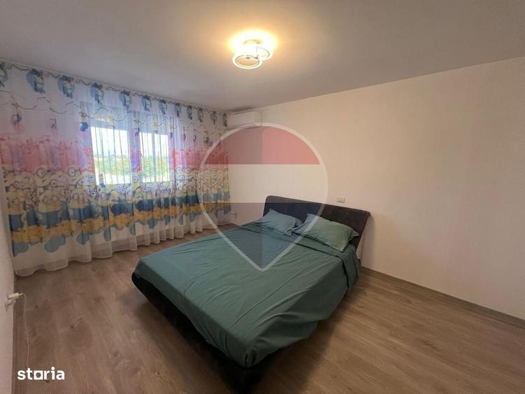 Casă cu 4 camere cu Teren 300 Mp în Central