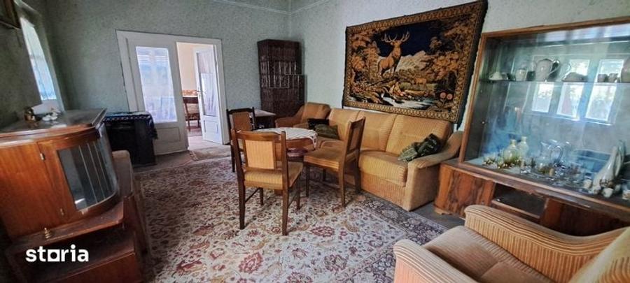 Vand casa 3 camere strada Carpati - 1