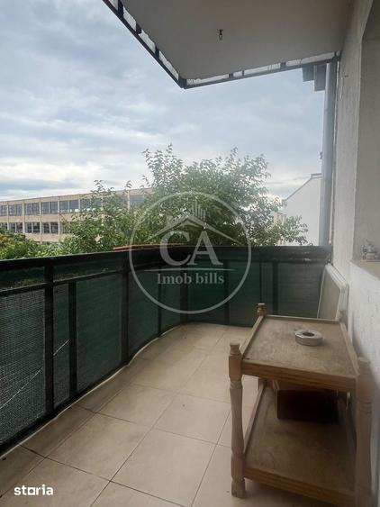Apartament cu 3 camere decomandat în Orașul Nou