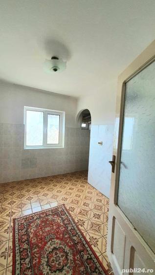 Apartament cu 3 camere decomandat în Câmpineanca