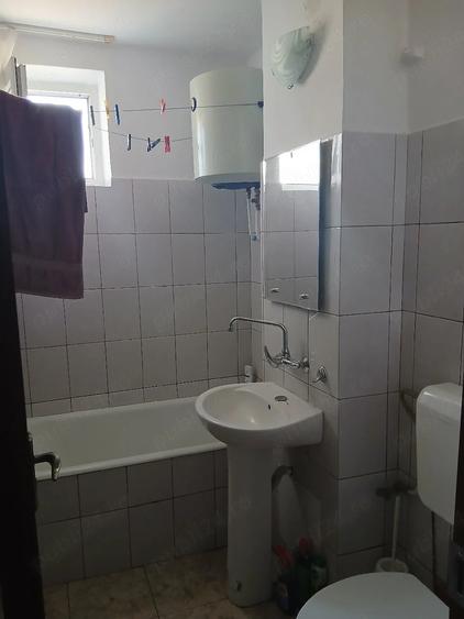 Garsonieră decomandată în Exterior Vest