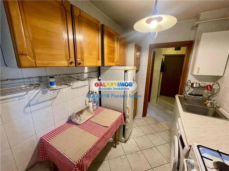 Apartament cu 2 camere decomandat, mobilat în Gorjului