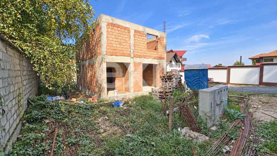 Casă individuală cu 4 camere cu Canalizare în Bunloc