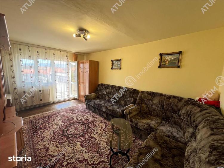 Apartament cu 2 camere decomandat, mobilat în Ștrand
