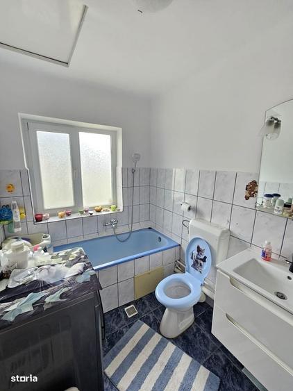 Casă cu 2 camere în Tache