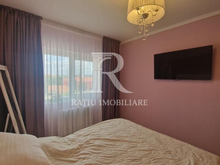 Apartament cu 3 camere decomandat, mobilat în Decebal