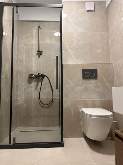 Apartament cu 2 camere semidecomandat în Florești