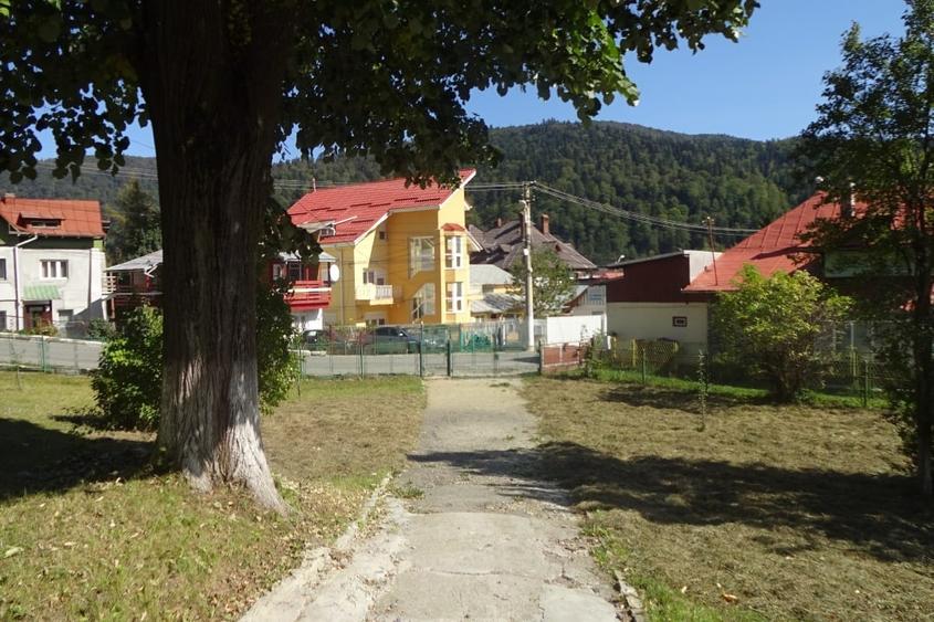Teren Construcții intravilan de 935 mp, în Valea Alba